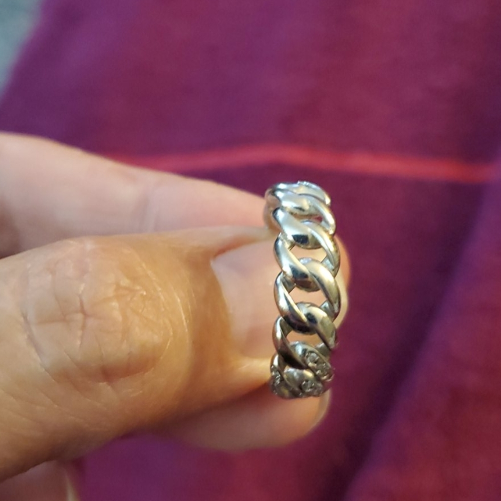 Silver ring - Picture 2 of 3